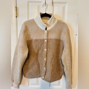 Outdoor Voices- Womens Two-Tone Fleece Button-Up Jacket in Beige
